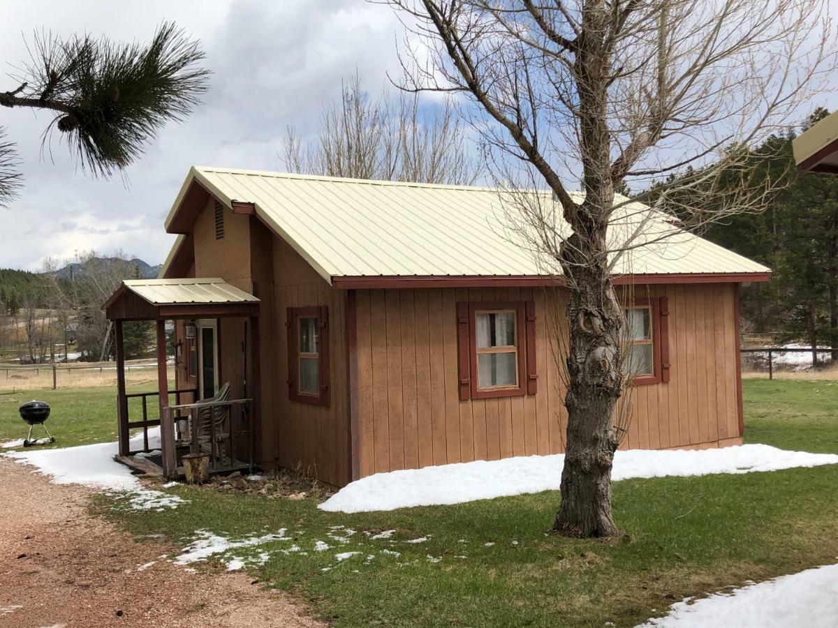 Black Hills Cabins At Quail'S Crossing 希尔城 外观 照片